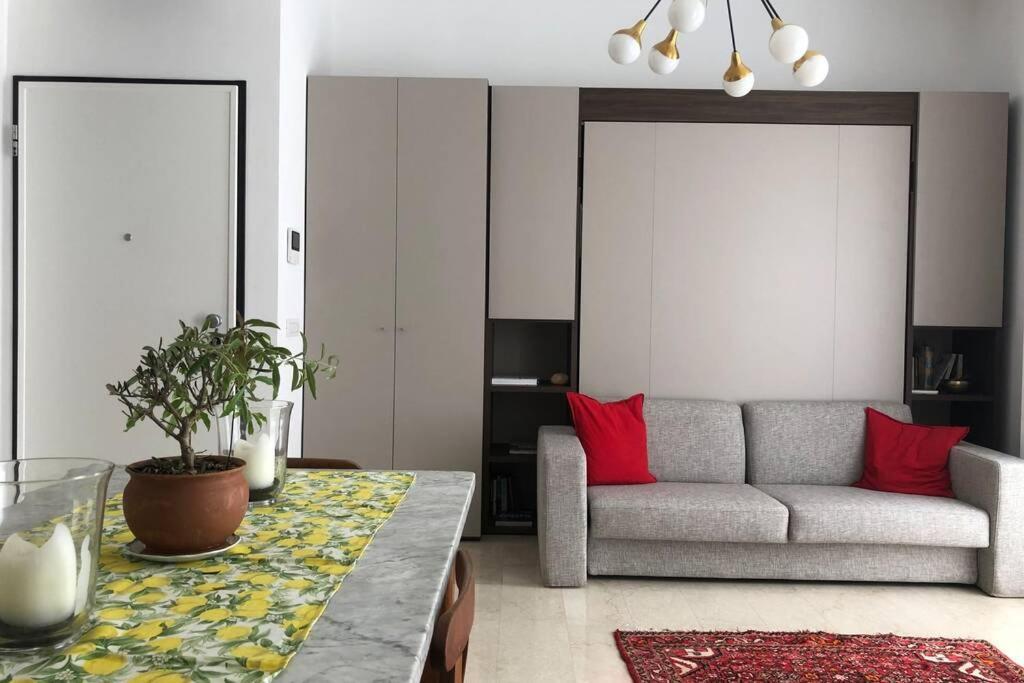 Ampio Ed Incantevole Monolocale A Citylife 밀라노 외부 사진